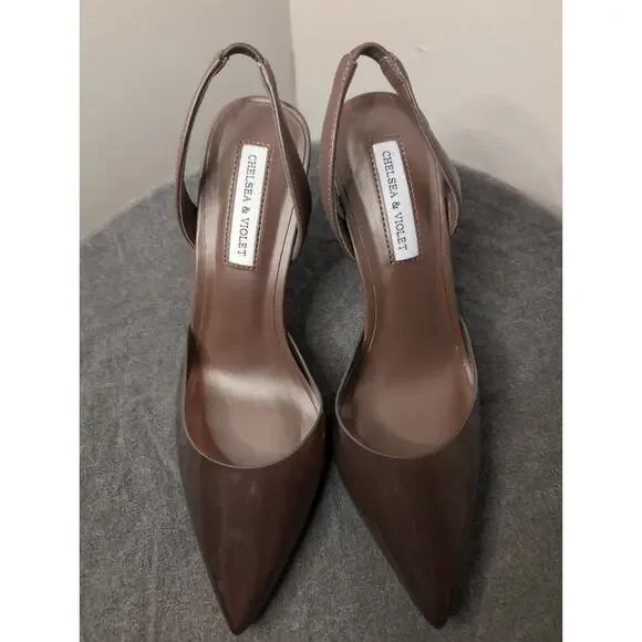 Chelsea and Violet mocha brown pointed toe kitten heels NWOT - Picture 2 of 8